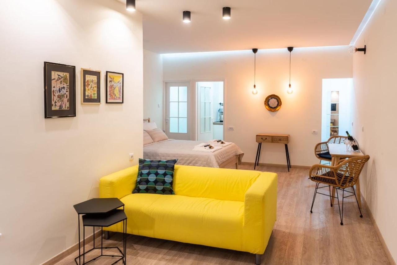 Happy House Apartment เบลเกรด ภายนอก รูปภาพ